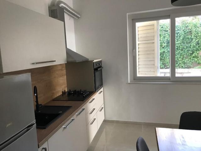 Apartment Bruno Sibenik Bagian luar foto