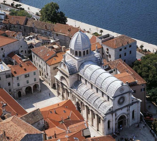 Apartment Bruno Sibenik Bagian luar foto