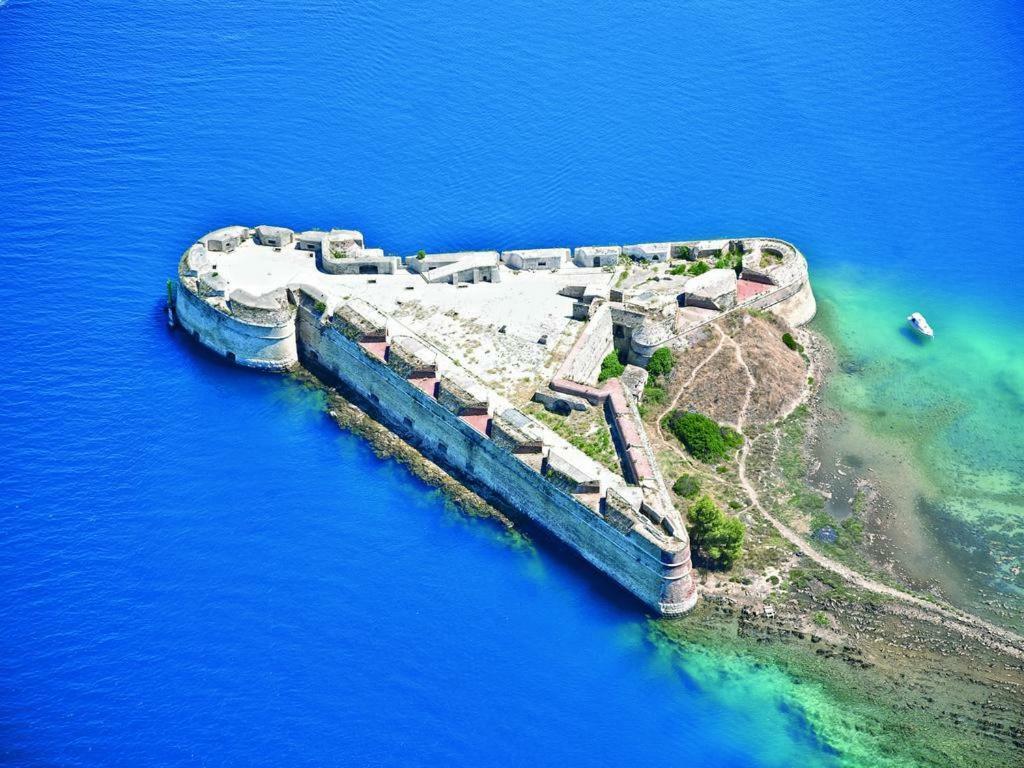 Apartment Bruno Sibenik Bagian luar foto